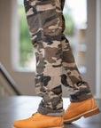 Safari Bond Cargo Pants - Desert Camouflage